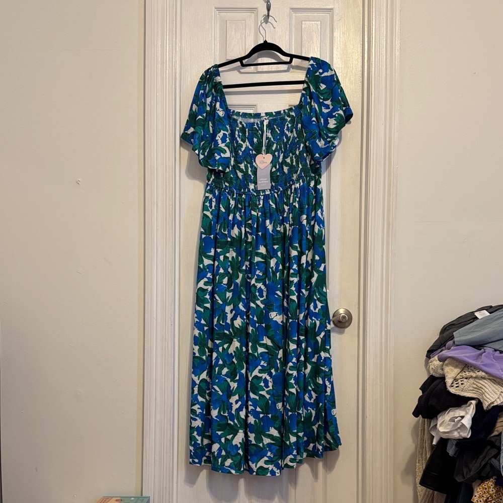 Flutter sleeve paradise maxi dress